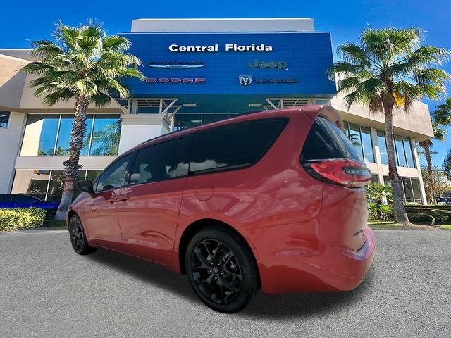 2026 Chrysler Pacifica Limited - Photo 7
