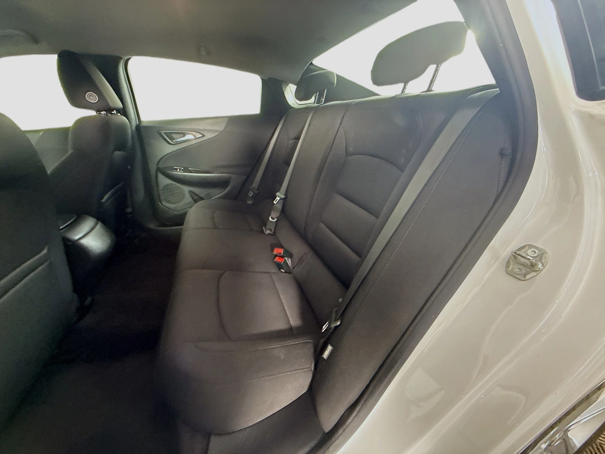 Used 2019 Summit White Chevrolet LS image 21