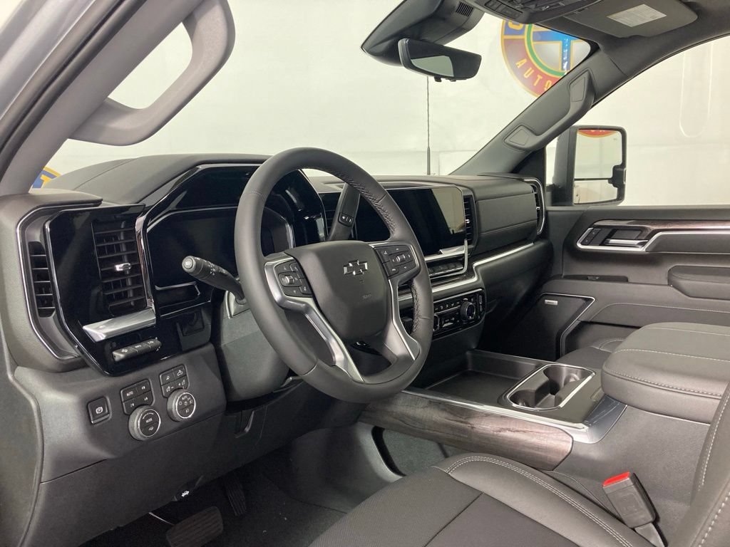 2026 Chevrolet Silverado 3500 HD LTZ - Photo 14