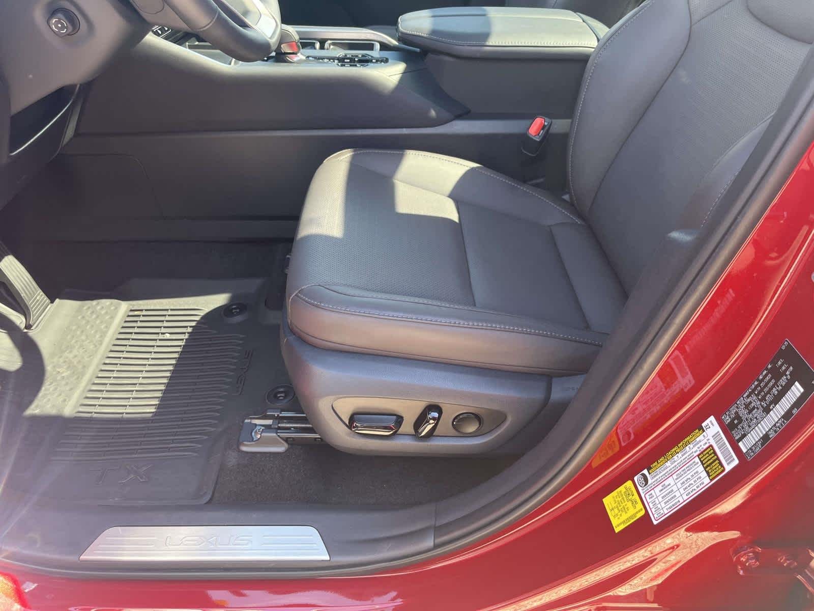Used 2026 Matador Red Mica Lexus Premium image 20
