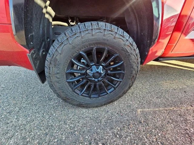 Used 2025 Red Toyota Platinum image 21