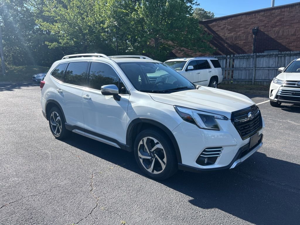 2022 Subaru Forester Touring's photo