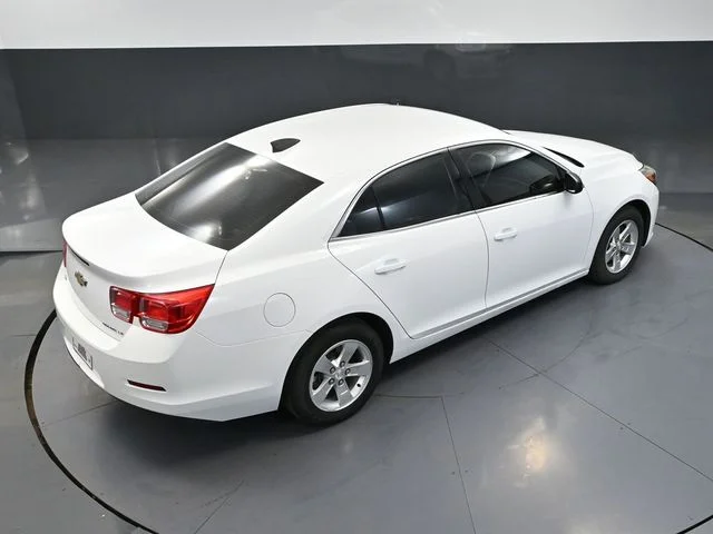 Used 2015 White Chevrolet LS image 47