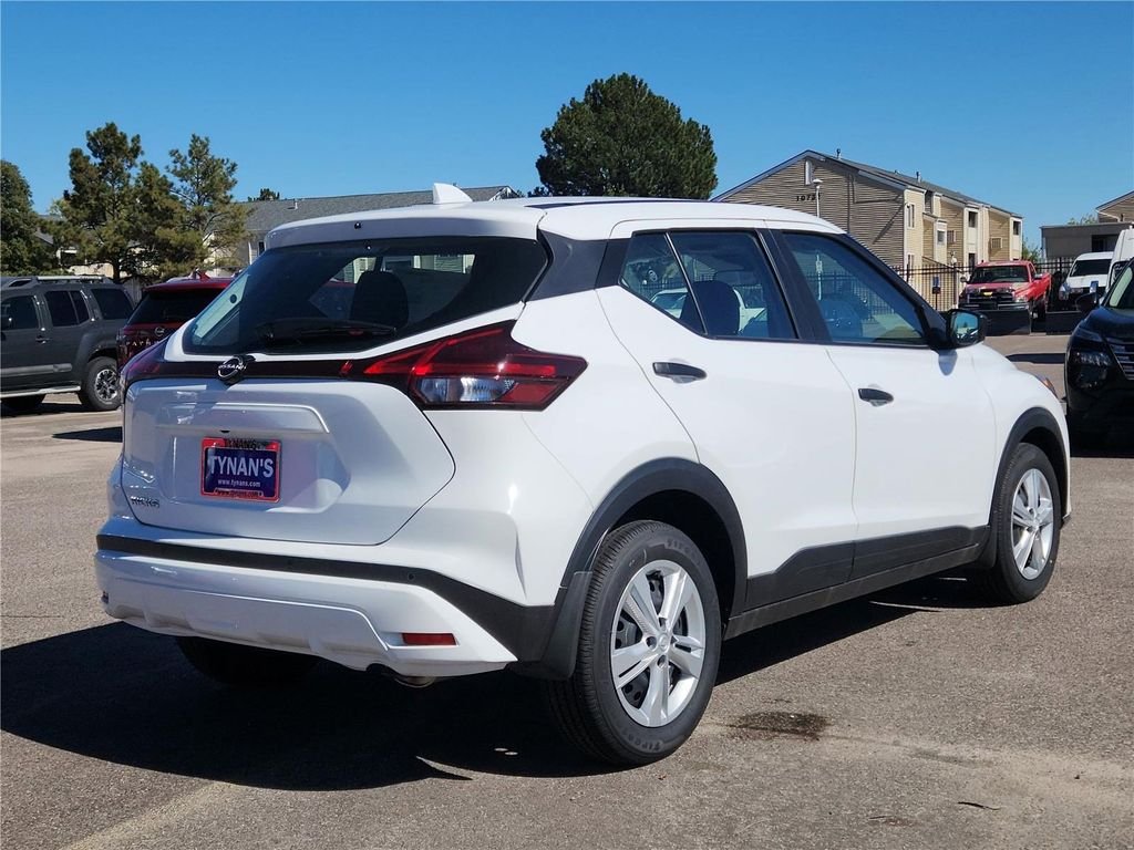 2025 Nissan KICKS PLAY Base - Photo 3