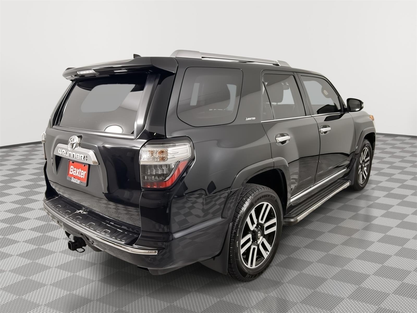 Used 2018 Midnight Black Metallic Toyota Limited image 7