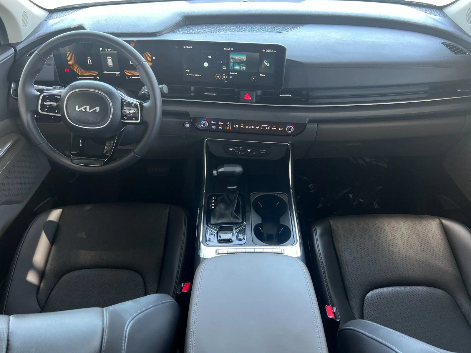 2026 Kia Carnival EX - Photo 14