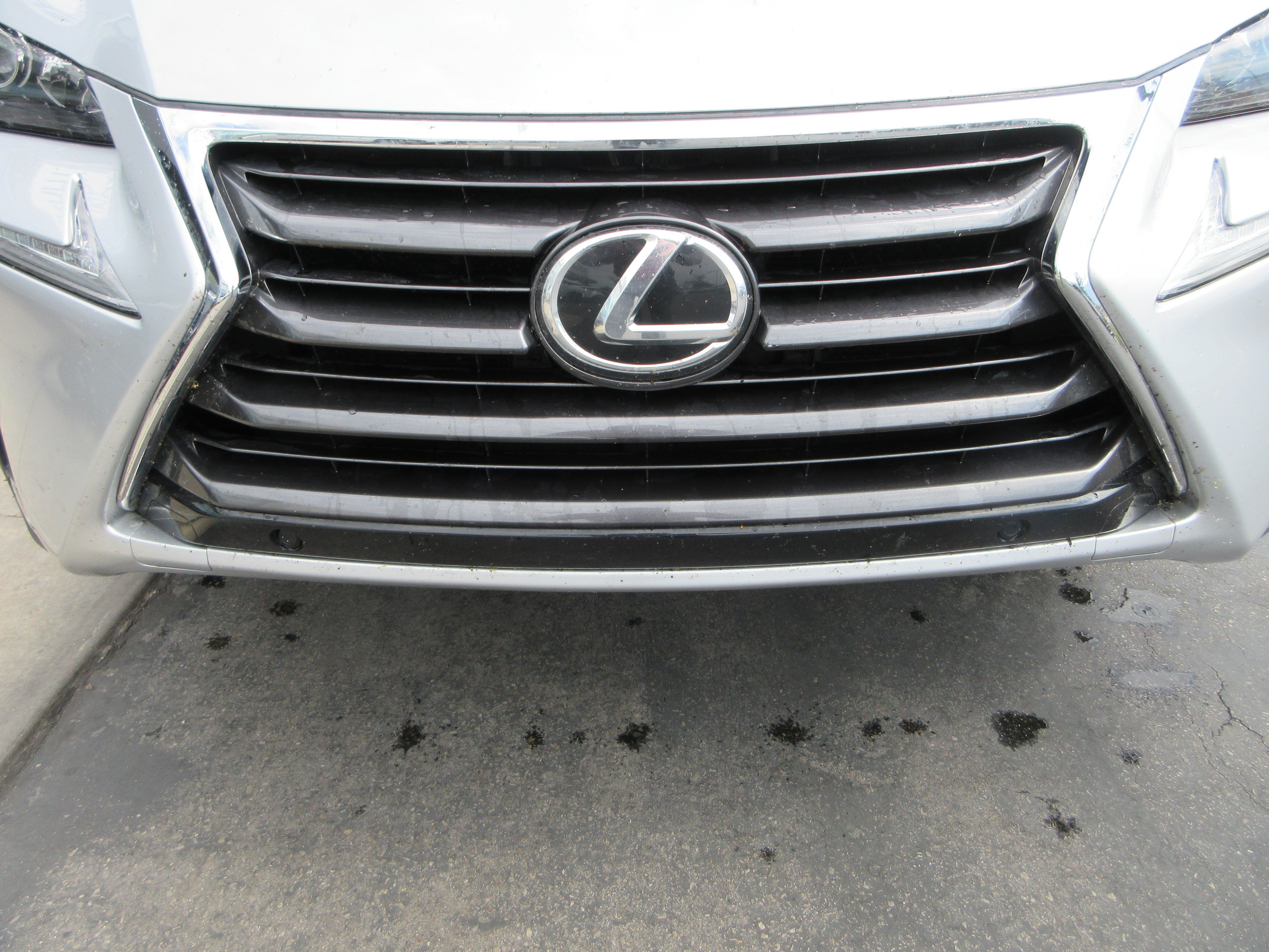 Used 2016 Silver Lining Metallic Lexus 200t image 15