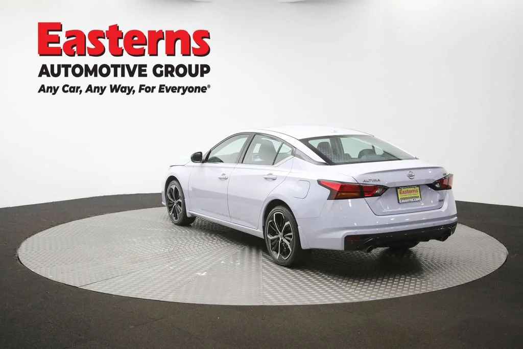 Used 2025 Gray Nissan 2.5 SR image 65