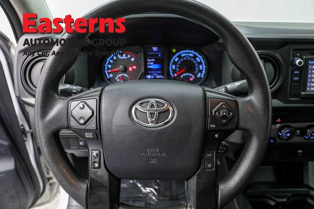 Used 2019 White Toyota SR image 10