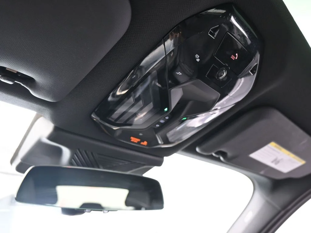 2025 BMW X3 30 - Photo 27
