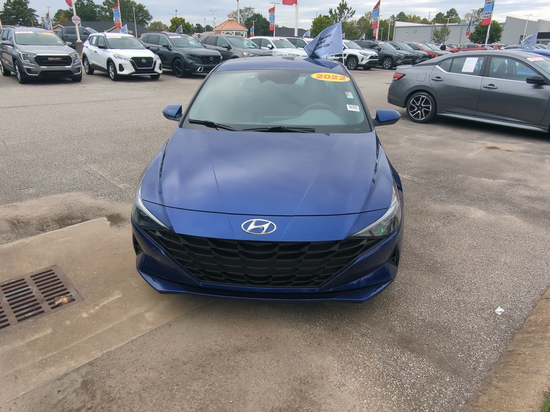Used 2023 Intense Blue Hyundai SEL image 2