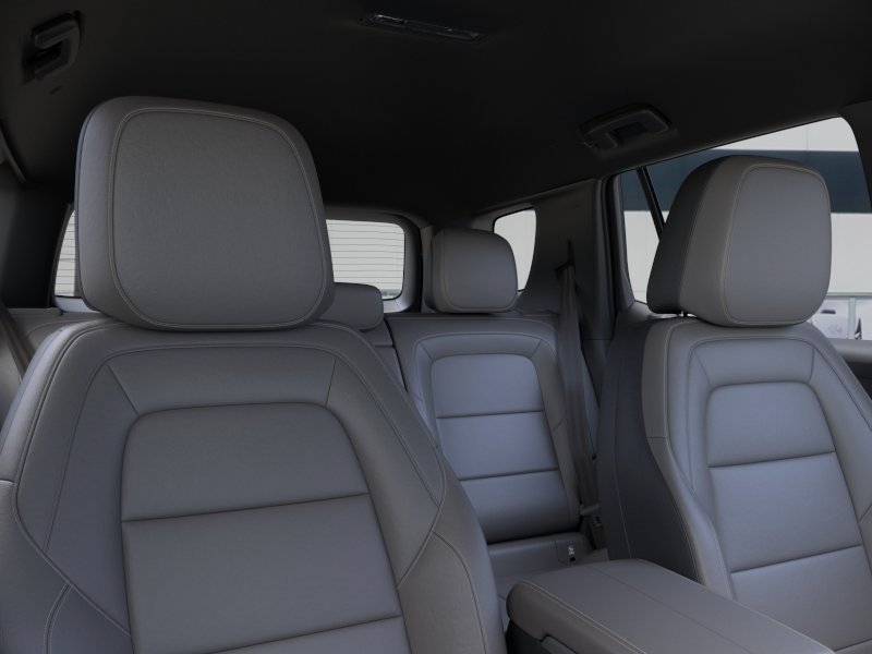 New 2027 Summit White GMC Elevation image 24