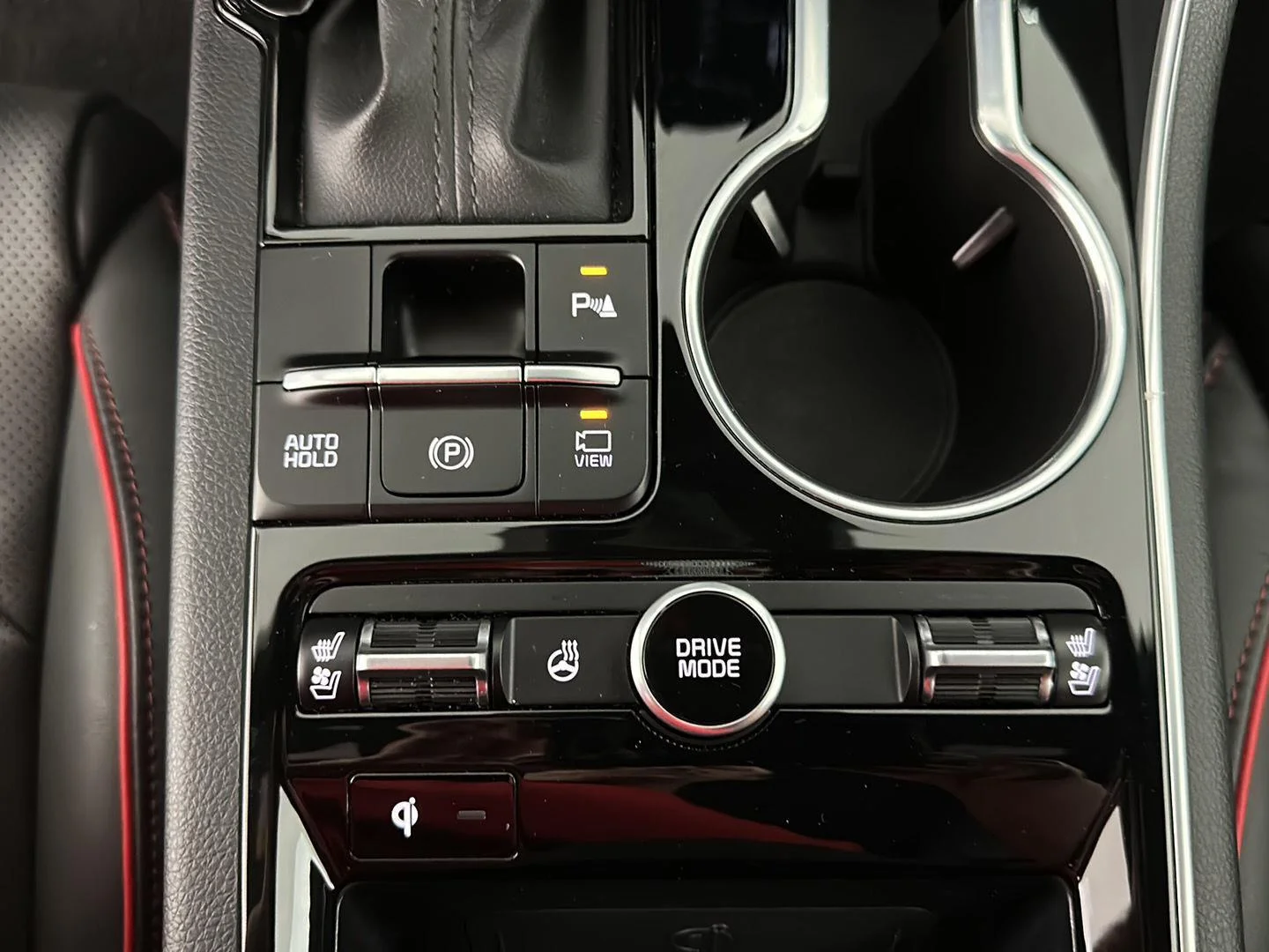 Used 2024 Passion Red Tintcoat Kia GT image 37