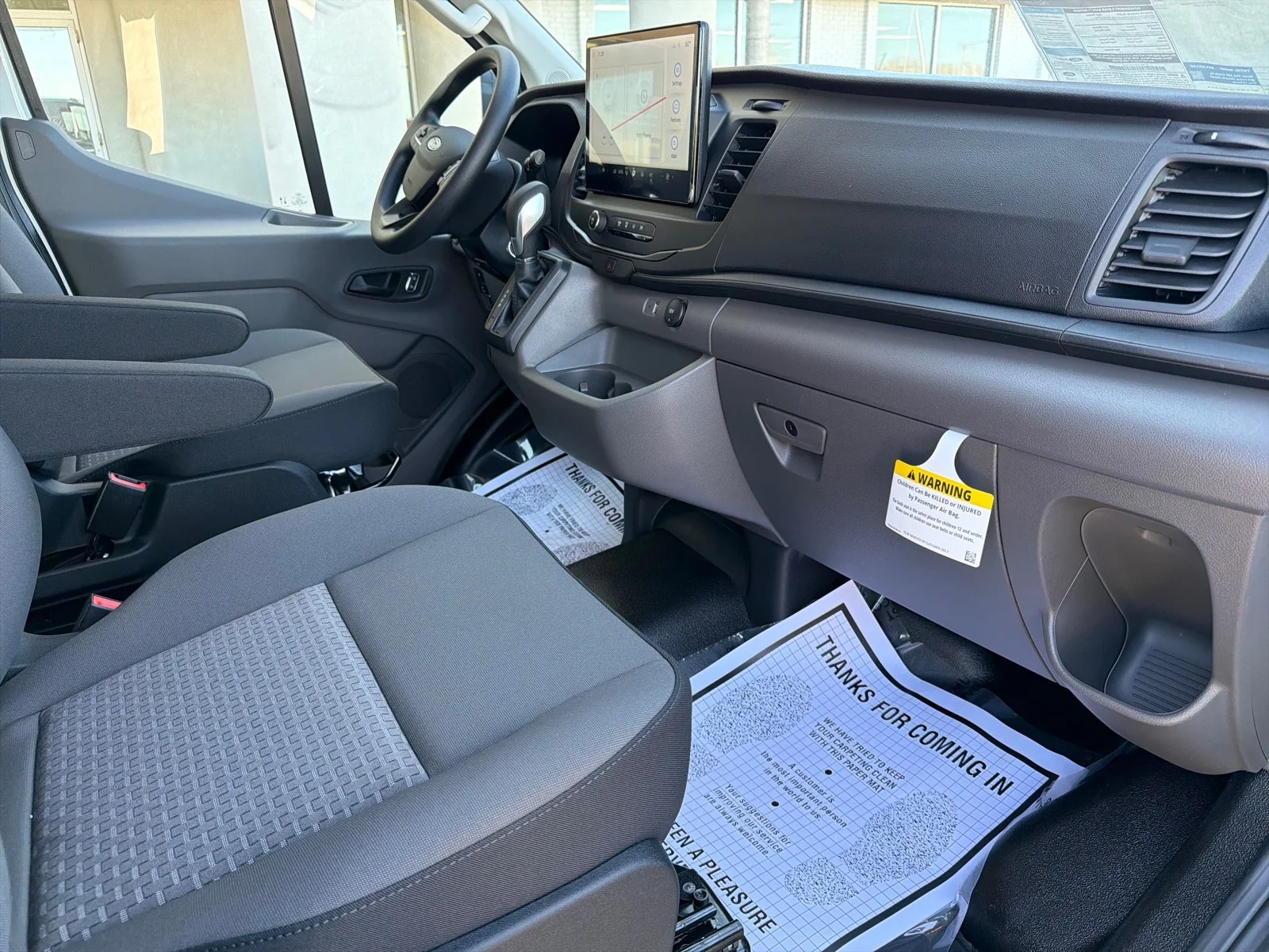 New 2026 Oxford White Ford Cargo Van image 19