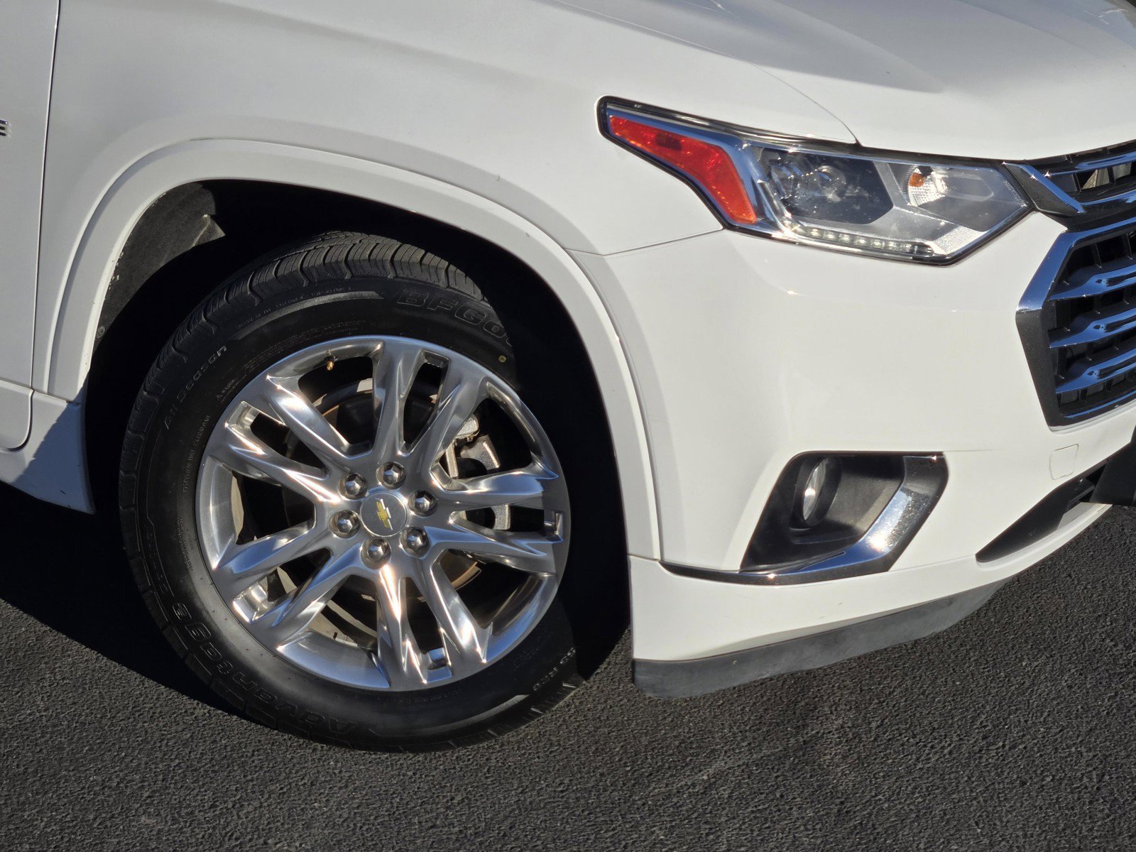 Certified Used 2020 Summit White Chevrolet High Country image 9
