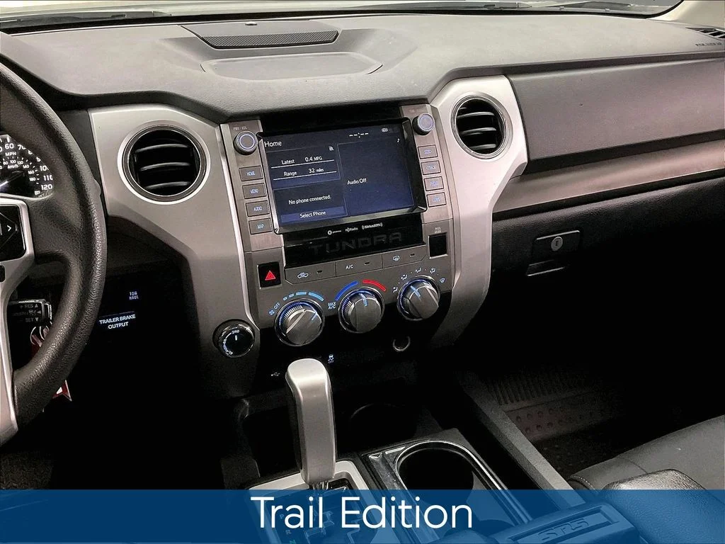 Used 2021 Green Toyota SR5 image 10