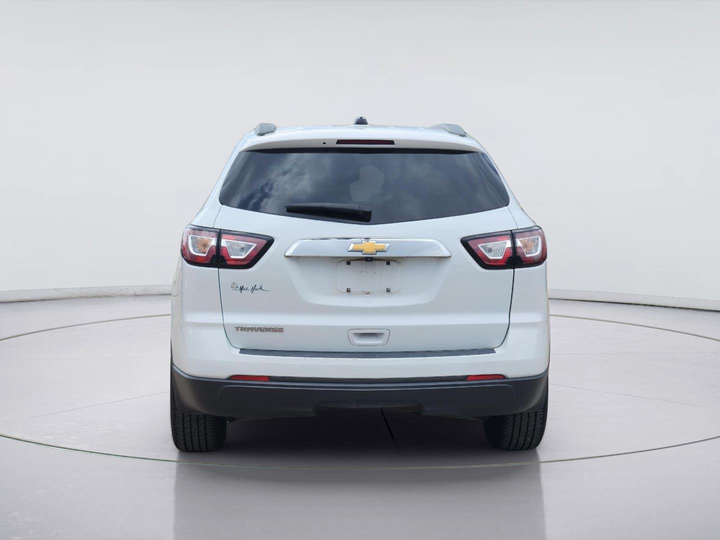 2017 Chevrolet Traverse LS - Photo 6
