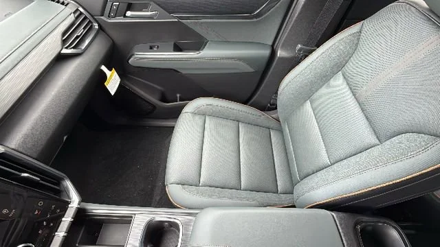 2026 GMC Acadia AT4 - Photo 12