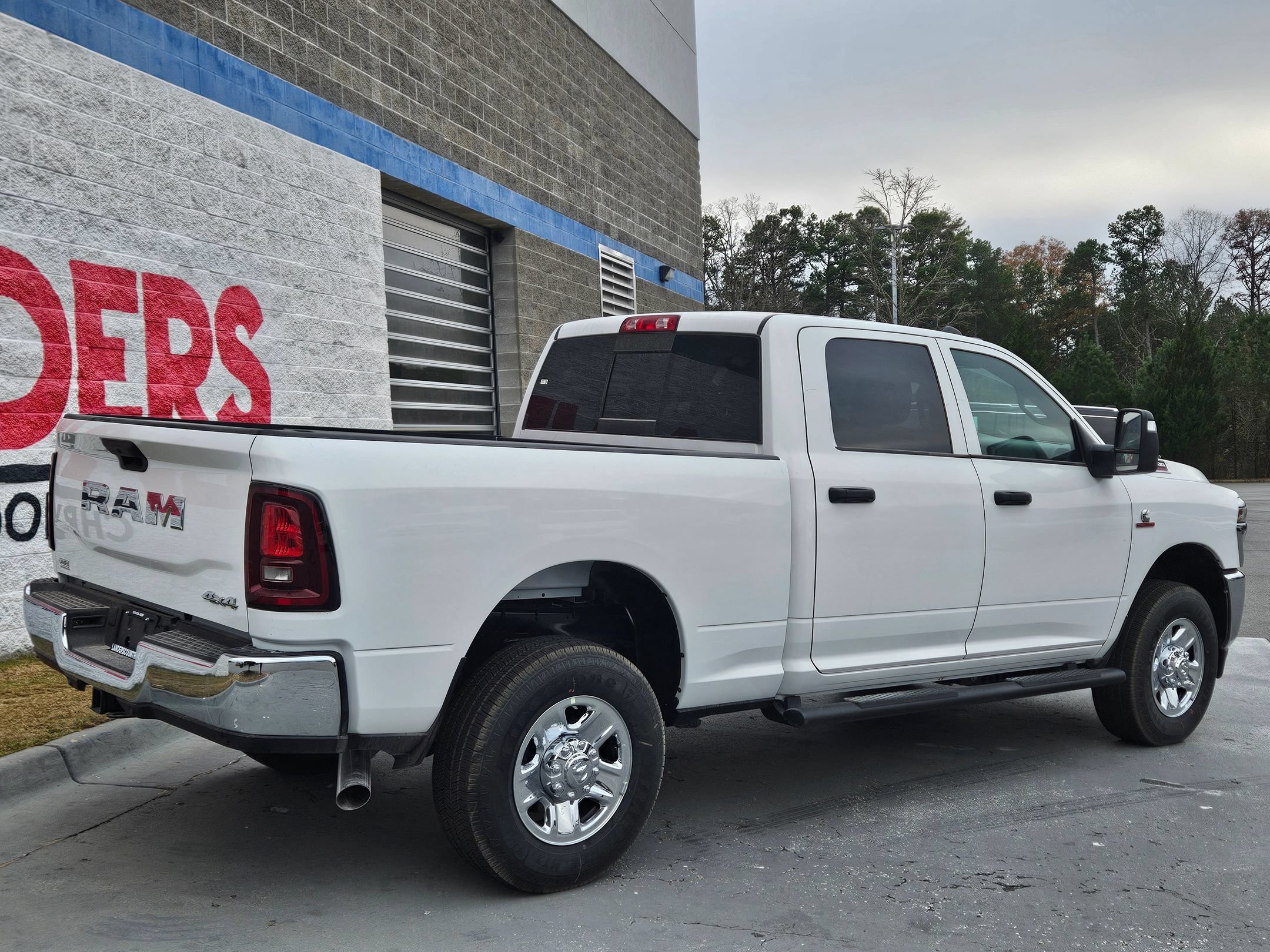 2026 RAM 2500 Tradesman - Photo 7
