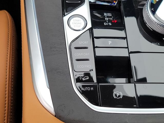 New 2026 Black BMW xDrive40i image 26