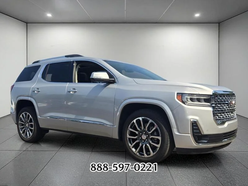 Used 2020 Quicksilver Metallic GMC Denali image 7