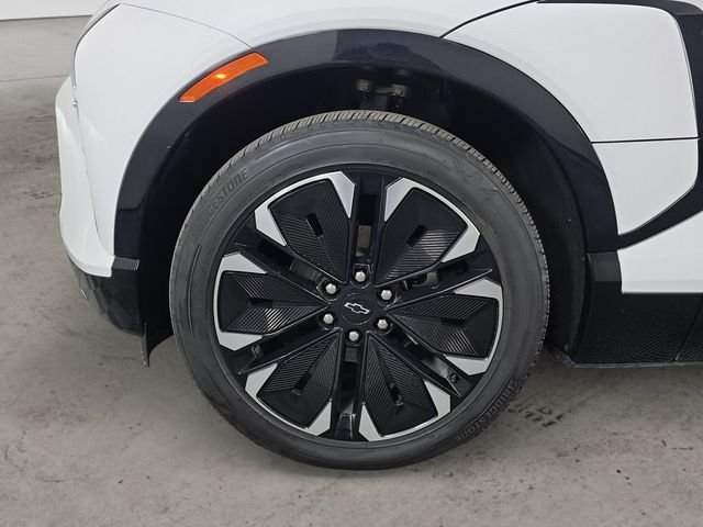 Certified Used 2024 Summit White Chevrolet RS image 9