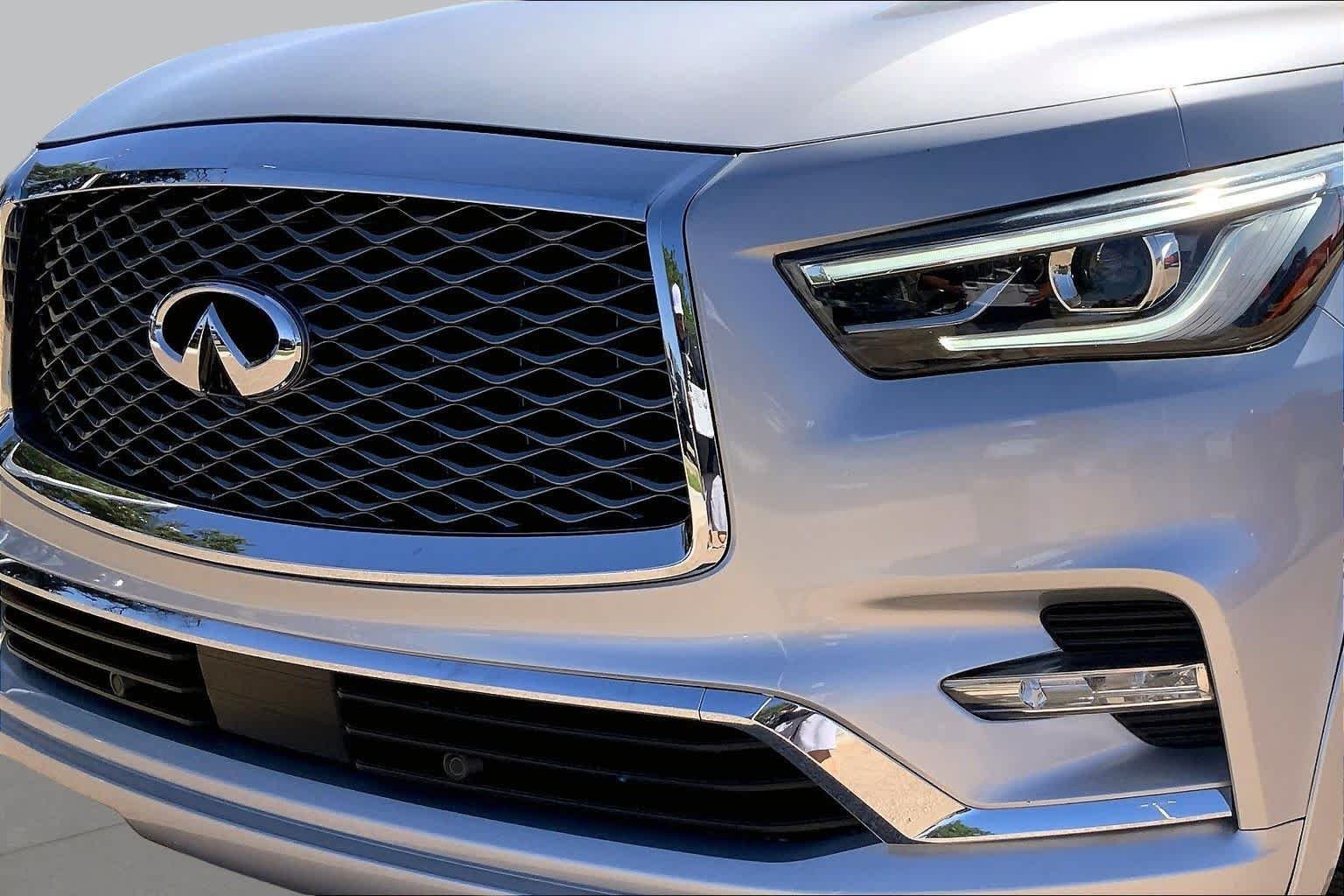 Used 2019 Liquid Platinum INFINITI LUXE image 30