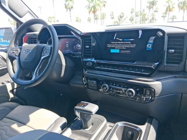 2026 Chevrolet Silverado 1500 ZR2 - Photo 12