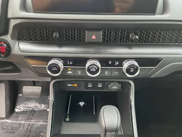 New 2027 Solar Silver Metallic Honda LX AWD image 25