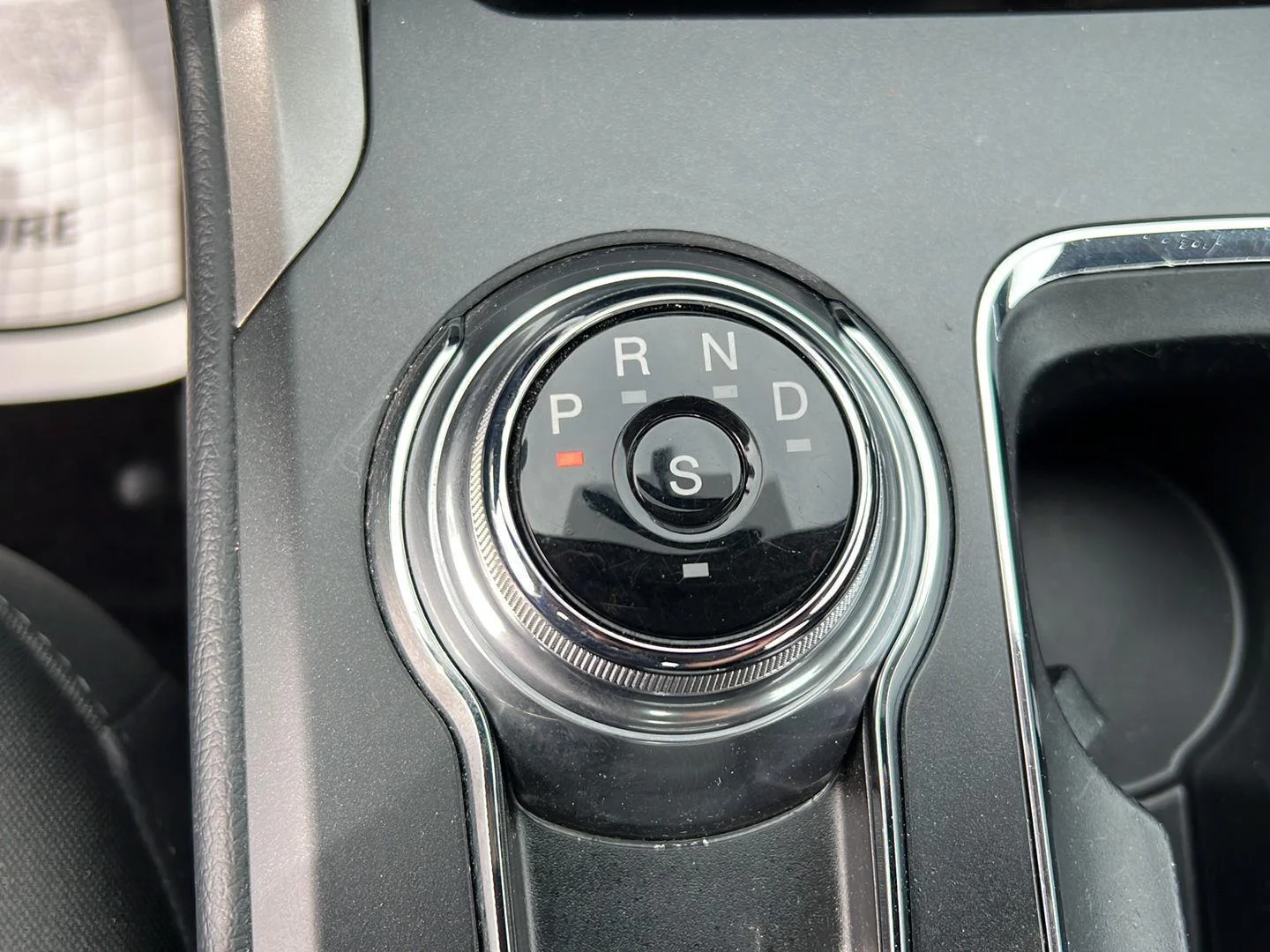 Used 2018 Shadow Black Ford SE image 16