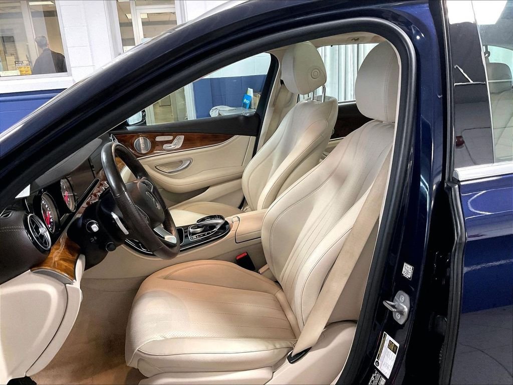 Used 2018 Black Mercedes-Benz E 400 image 10