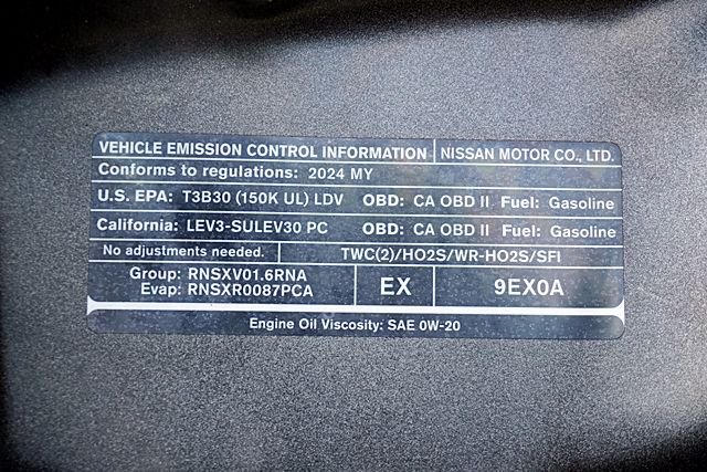 Used 2024 Gray Nissan S image 34