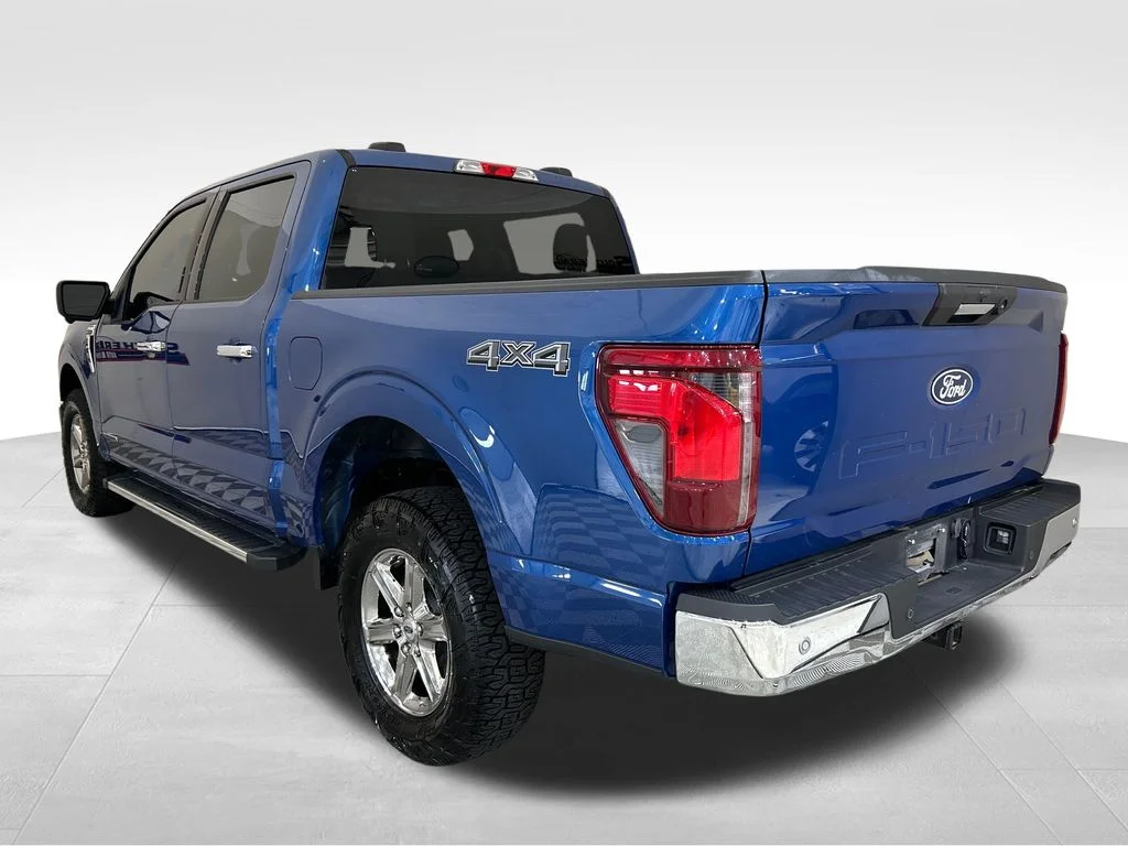 Used 2024 Blue Ford XLT image 3
