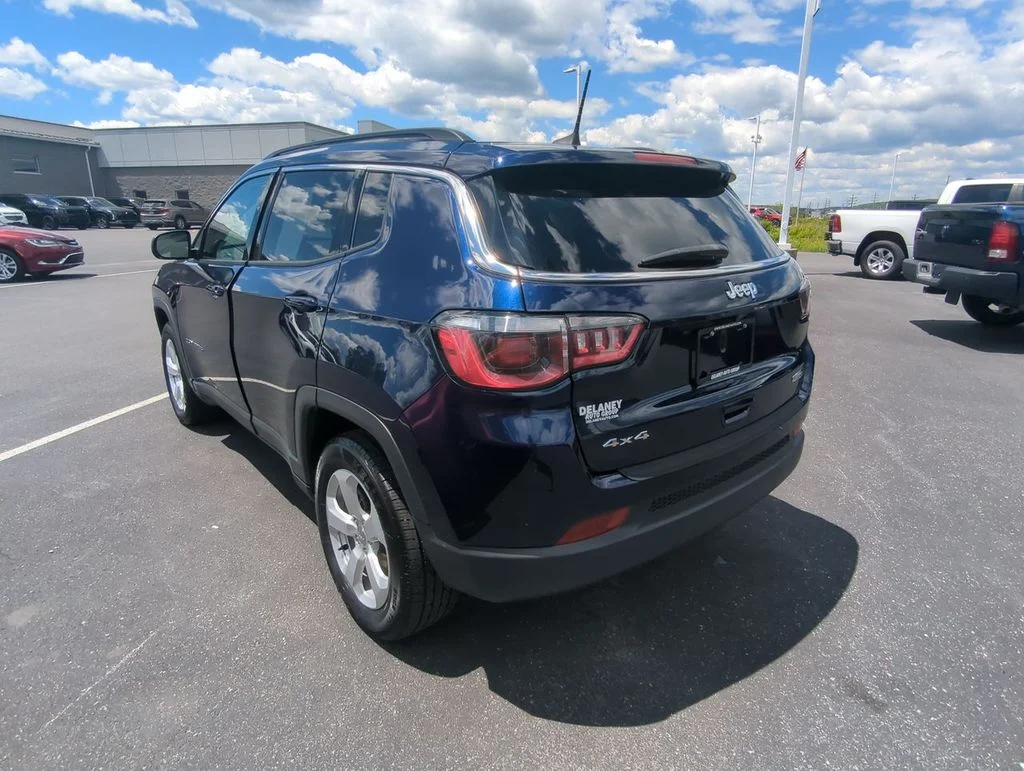 Used 2021 Blue Jeep Latitude image 6