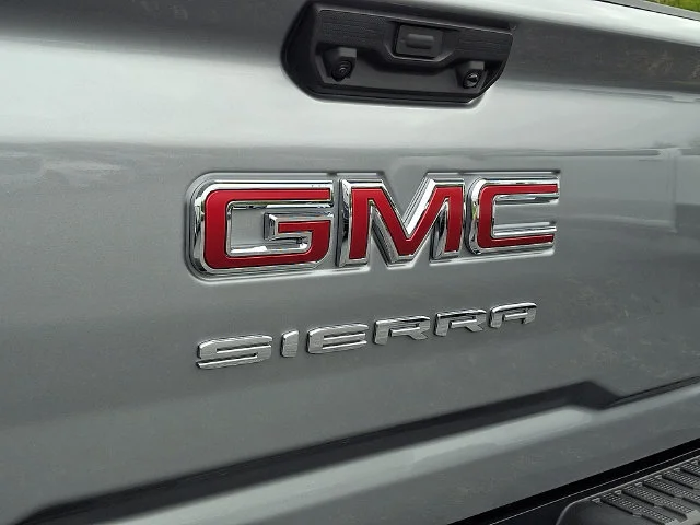 New 2026 Sterling Metallic GMC Pro image 20