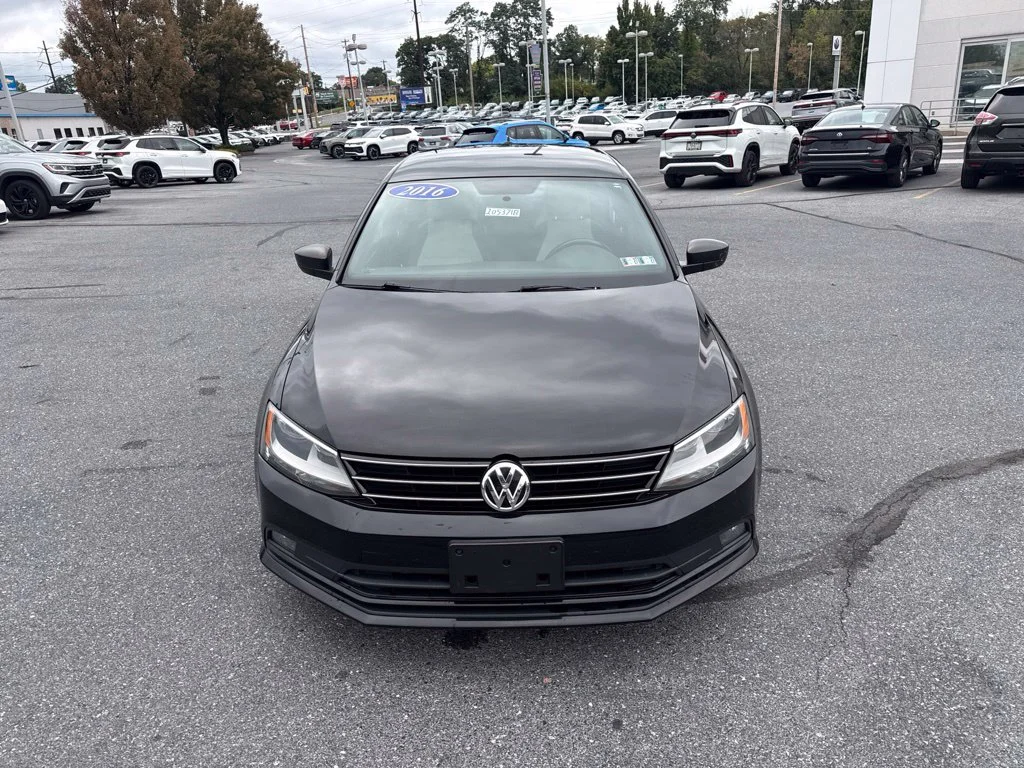 Used 2016 Black Uni Volkswagen 1.8T Sport image 5