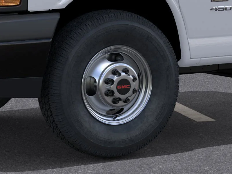 New 2026 Summit White GMC 4500 Van 177 image 9