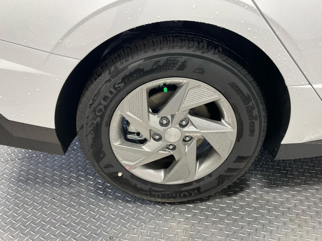 New 2026 Serenity White Hyundai SE image 18