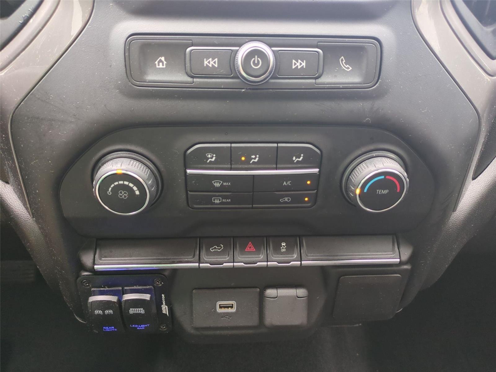 Used 2020 Red Hot Chevrolet Custom image 26