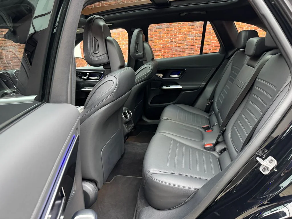 Used 2025 Black Mercedes-Benz GLC 300 image 24