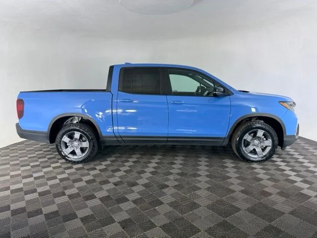 Used 2024  Honda TrailSport image 8