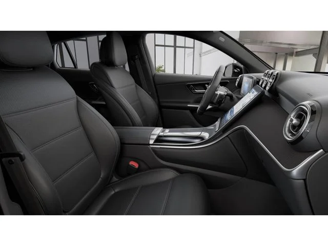 New 2027 Black Mercedes-Benz GLC 300 image 4