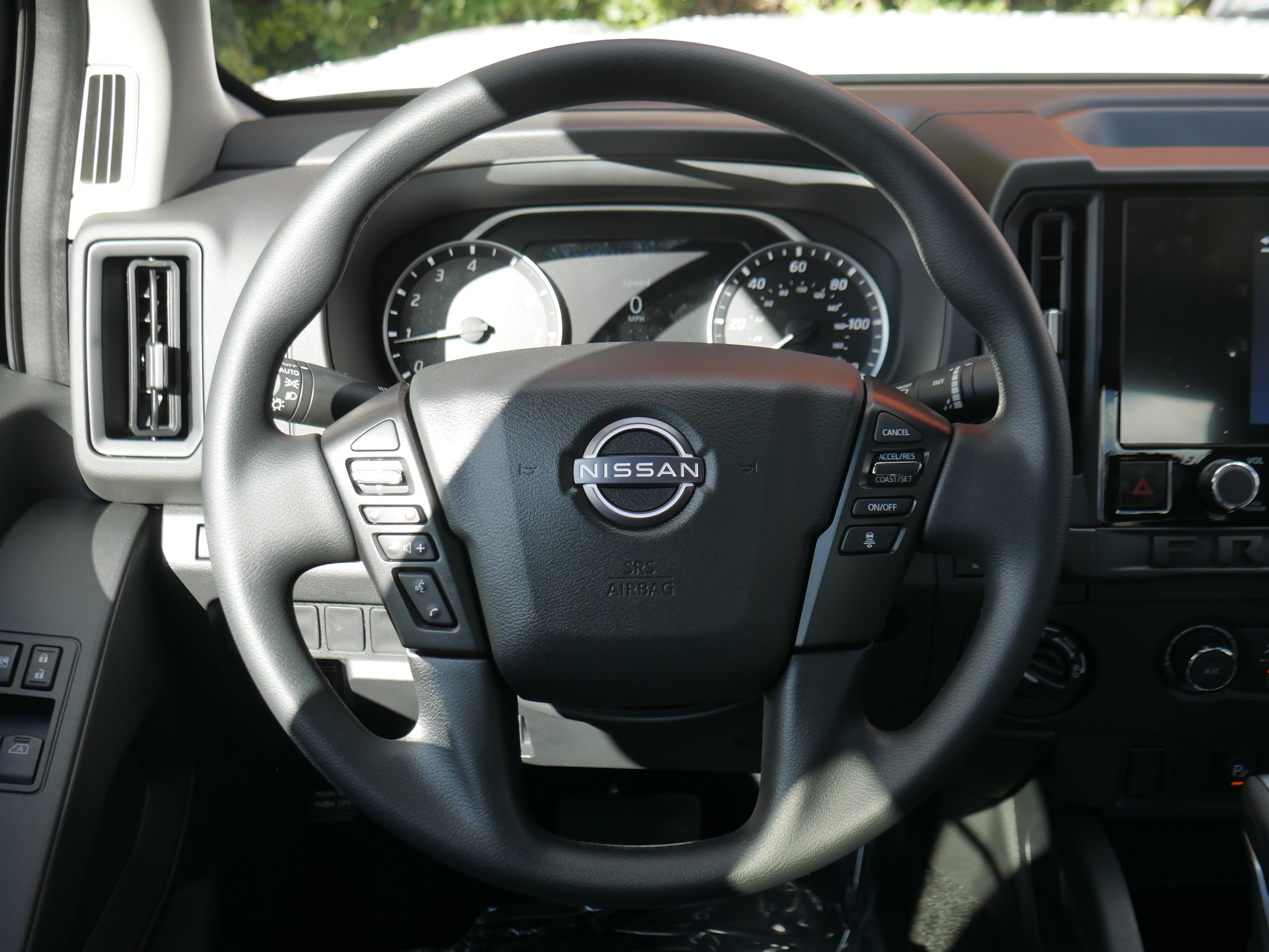 2026 Nissan Frontier S - Photo 6