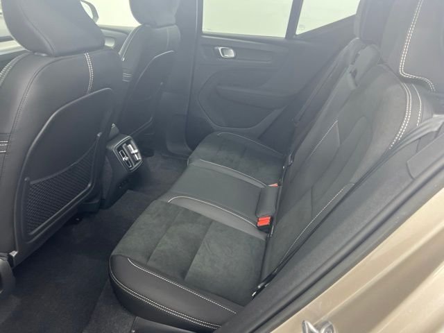 Used 2023 Gray Volvo Ultimate image 11