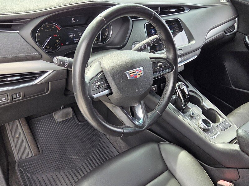 Used 2020 Crystal White CADILLAC FWD 4DR PREMIUM LUXURY image 11