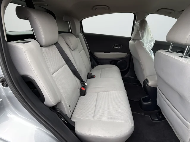 Used 2022 Silver Honda LX image 25