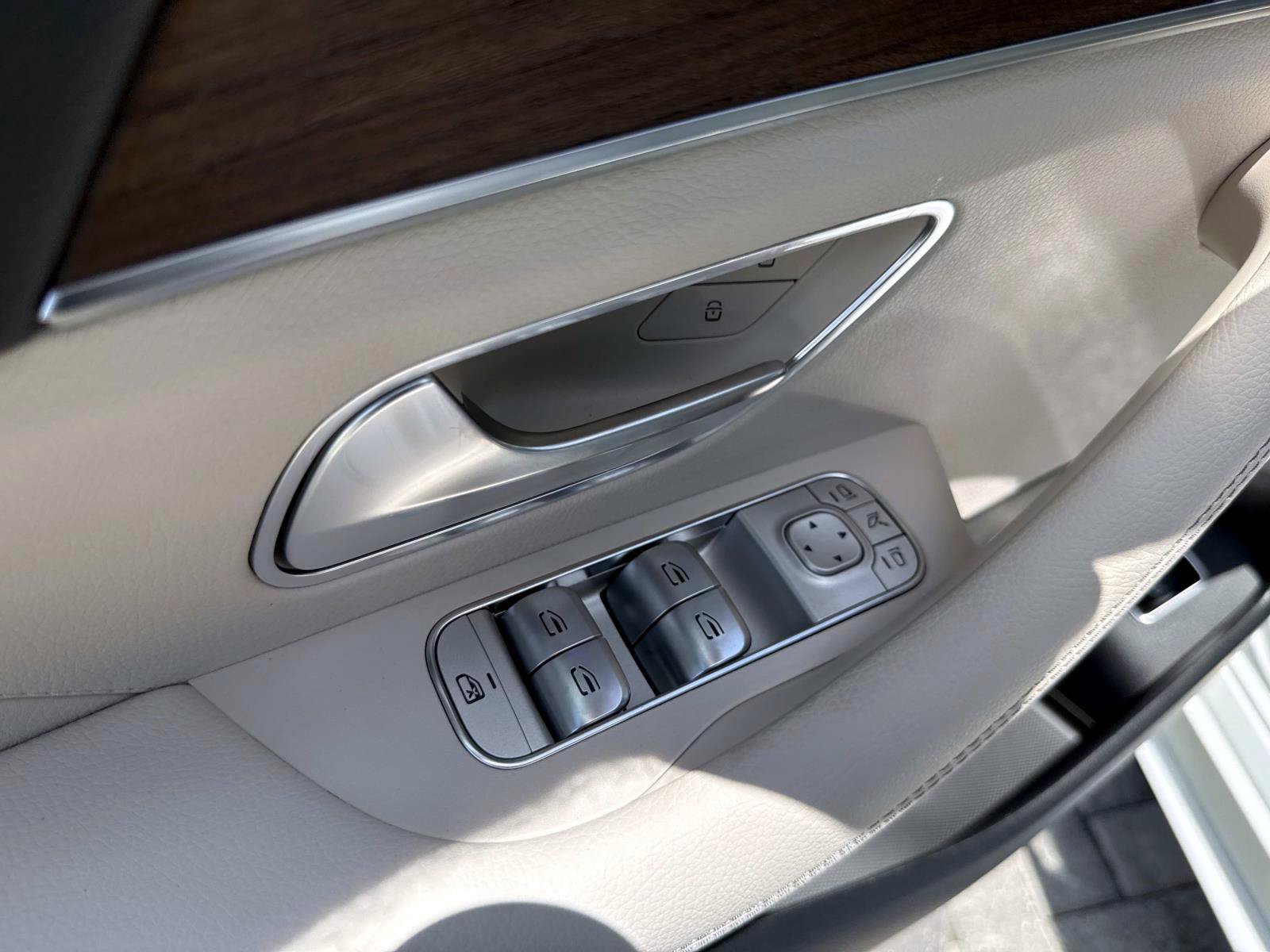 New 2026 Moonlight White Mercedes-Benz 350 4MATIC® SUV image 19