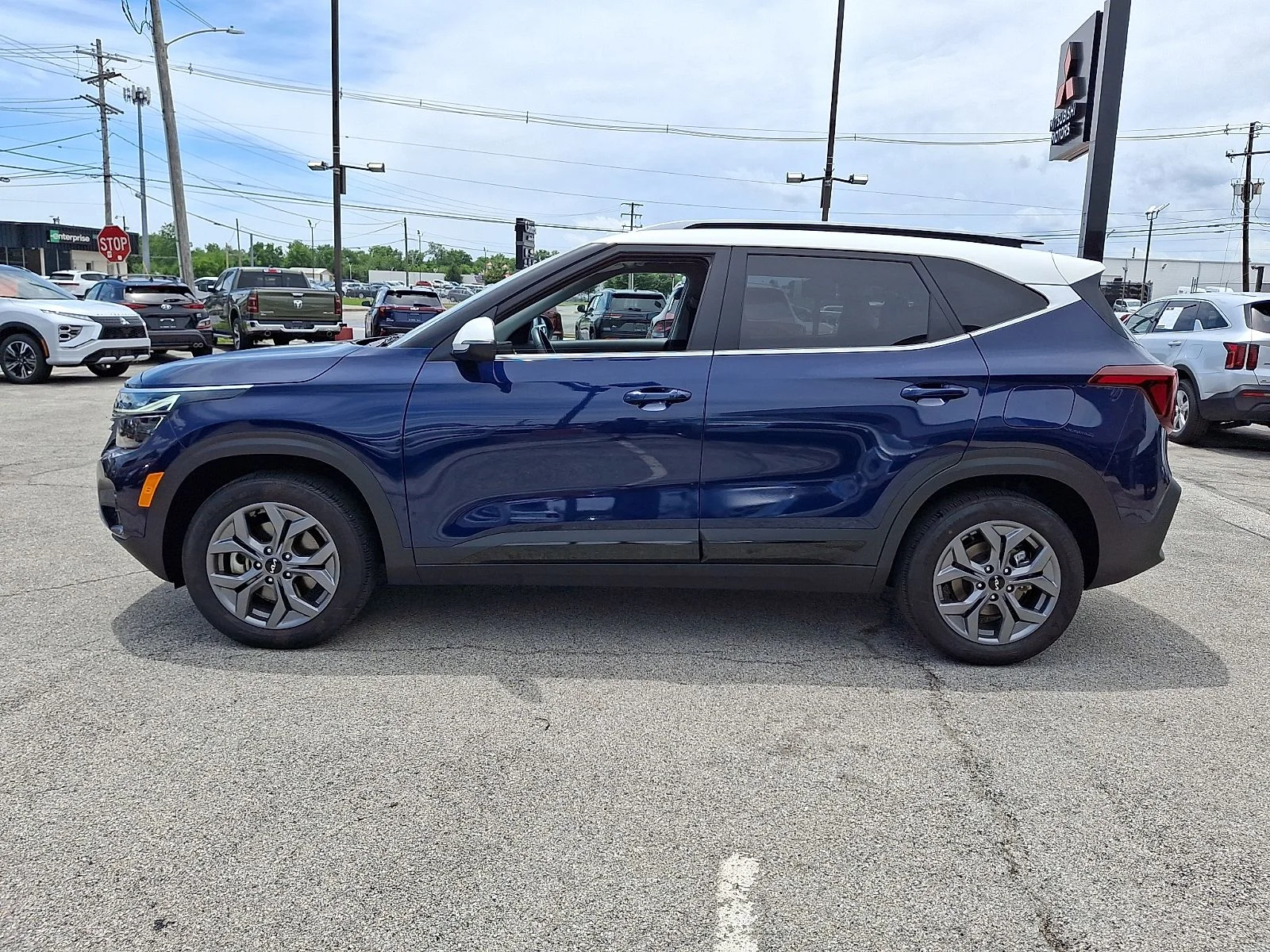 Certified Used 2024 Blue Kia S image 4