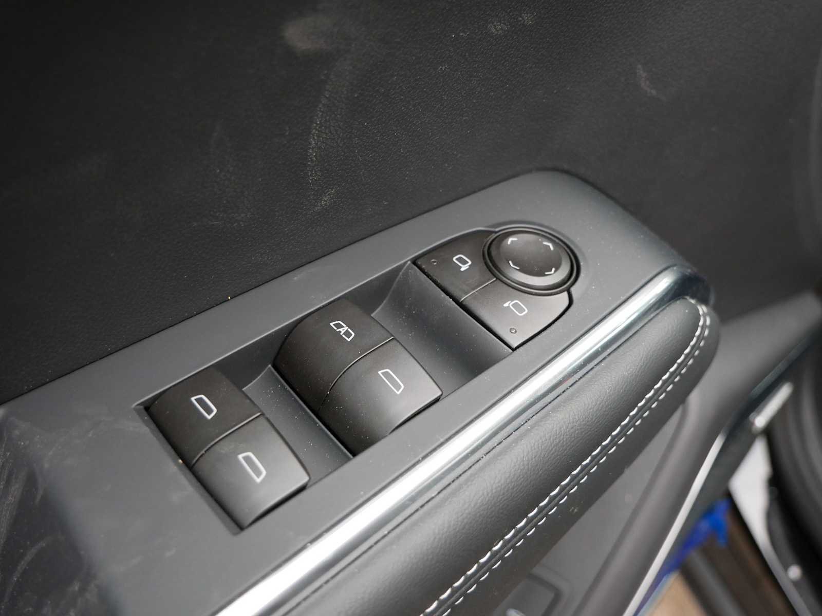 2026 GMC Acadia Elevation - Photo 16