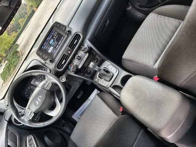 Used 2020 Silver Hyundai SEL Plus image 20